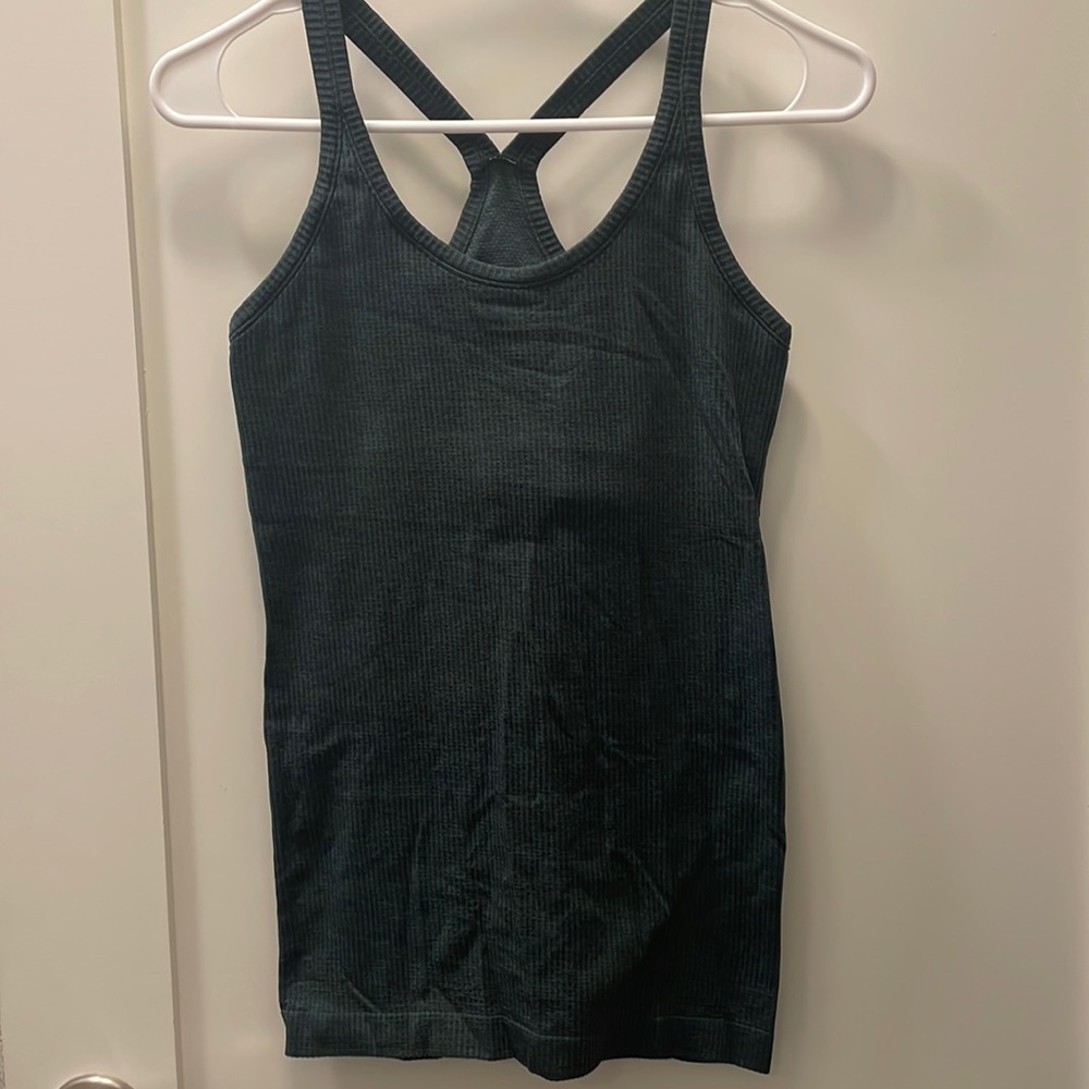 Lululemon ebb to street tank